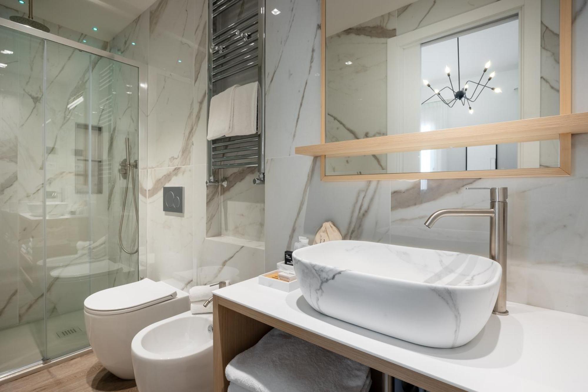 Quarto Superior com Cama de Casal ou 2 de Solteiro